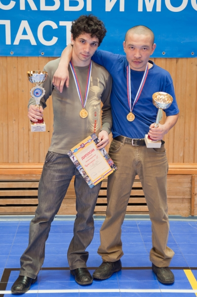 Два чемпиона вузов 2011 из команды МГУ: Евгений Чумаченко и Жаргал Базаржапов